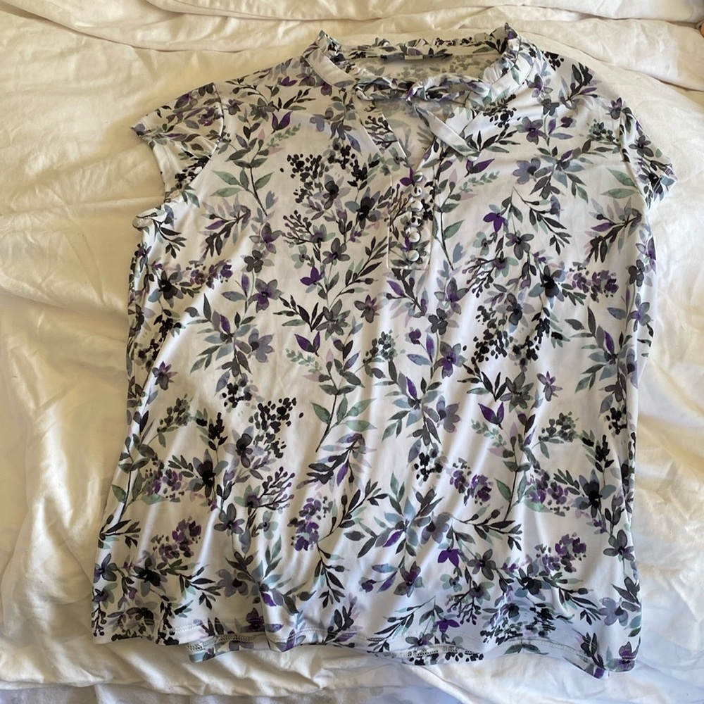 Summer blouse . So cute with a tie at the neck and the colors are just dreamy!!